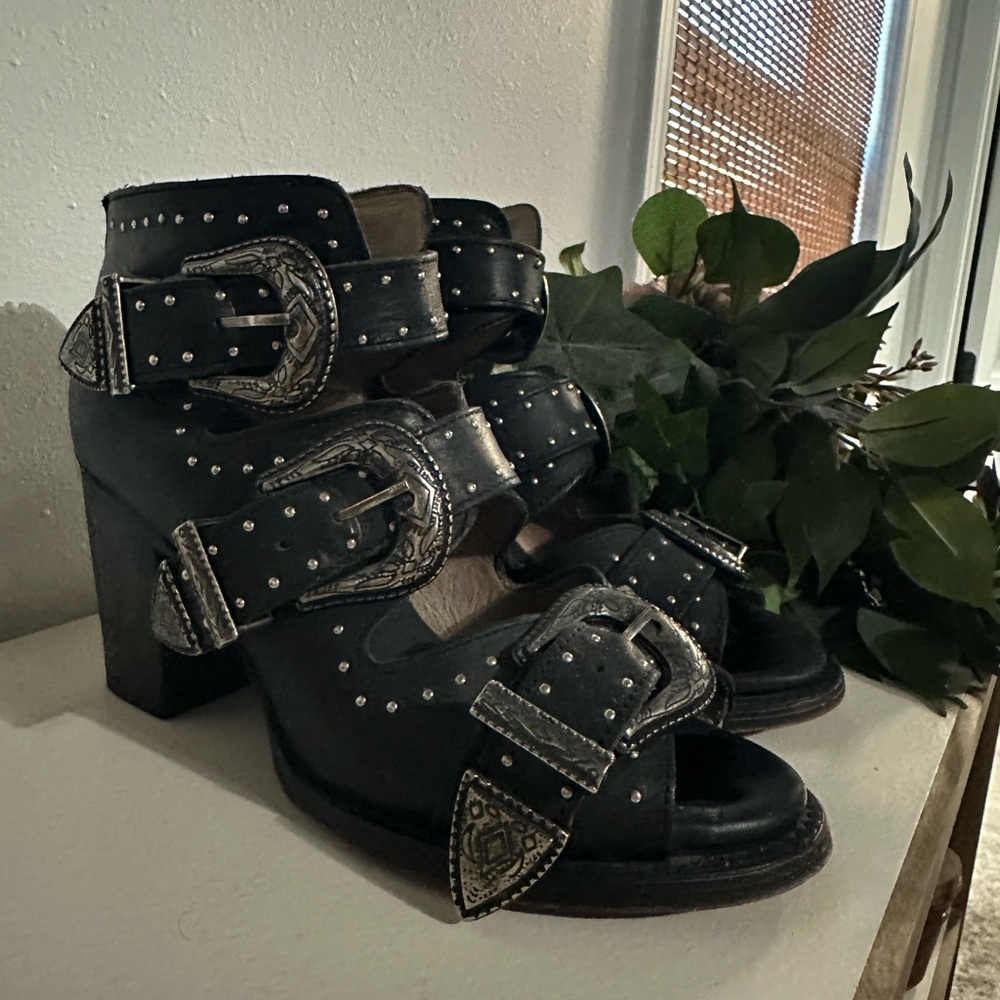 Freebird by Steven, black Violet, size 8